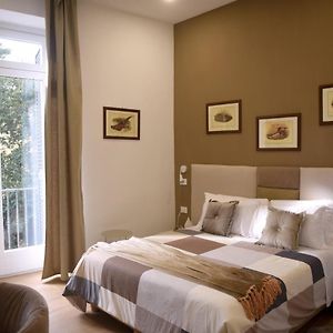 Camera con letto king size